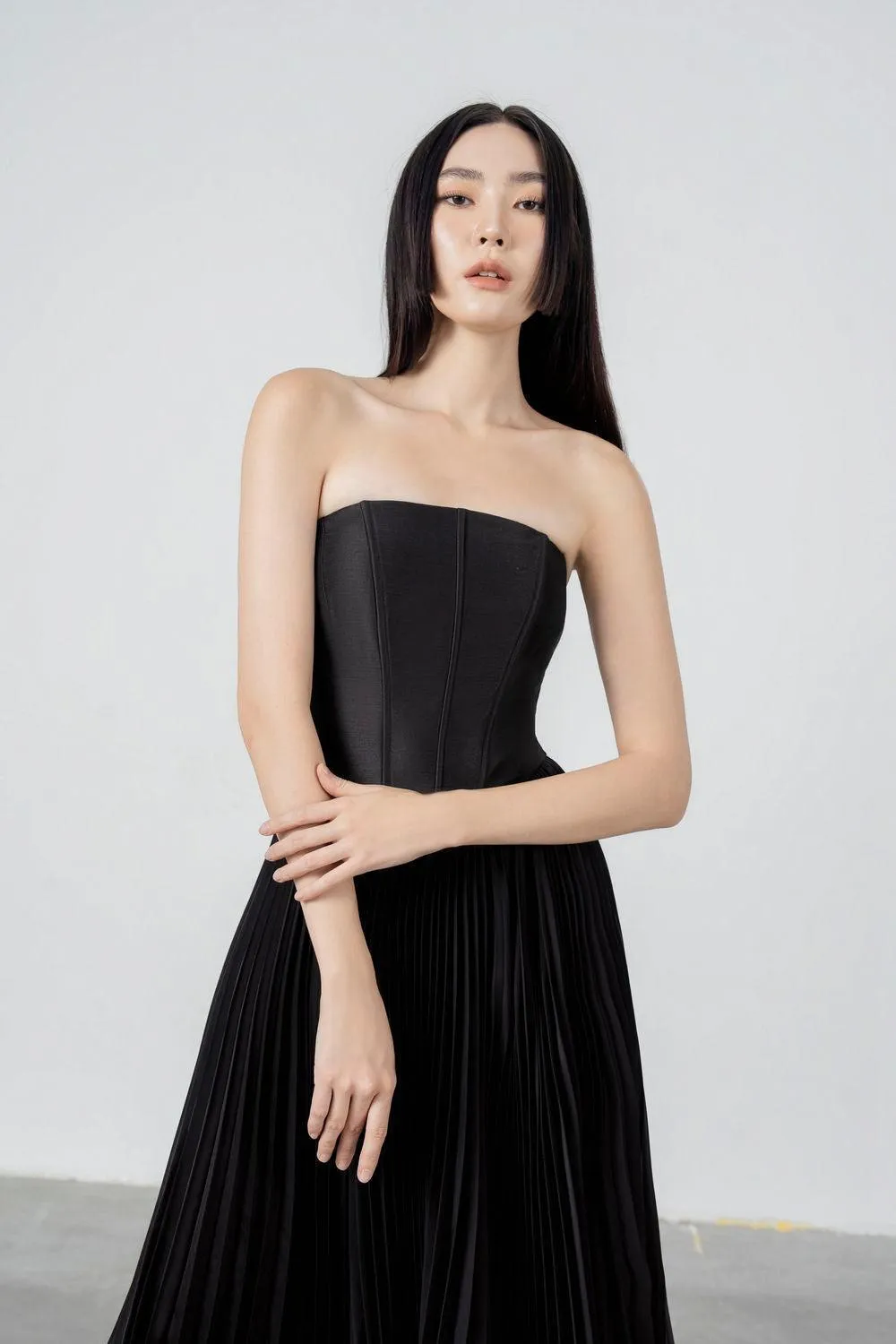 Aretha Strapless Straight Across Neck Taffeta Midi Dress