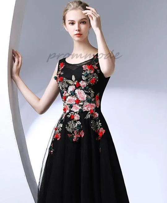 Blcak Round Neck Long Prom Dresses With Embroidery, Evening Dresses,Party Dresses,PDY0350